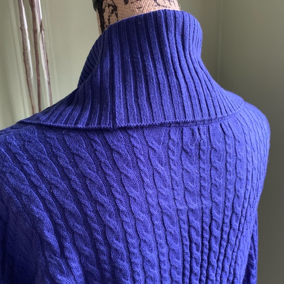 NWOT New York & Company Sweater - Picture 6 of 8